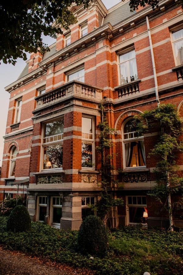 B&B 'T Kasteel & 'T Koetshuys Veurne Exterior photo